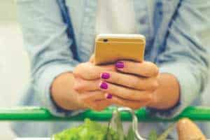 shopping on phone
