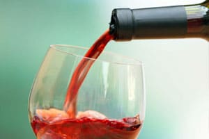 red wine pour
